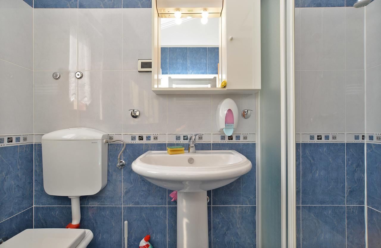 Apartment Ljiljana 1553 Novigrad Istria Eksteriør bilde